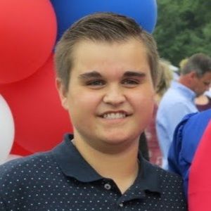 Meet your Posher, Aaron